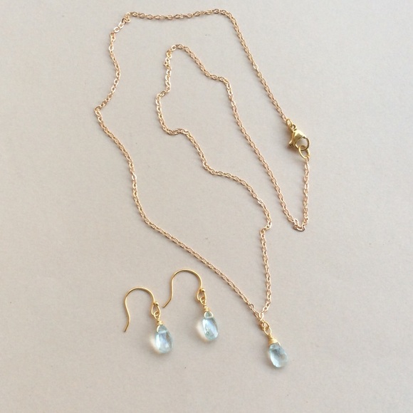 Natural Aquamarine Gold Plated Necklace & Earrings - Picture 12 of 16